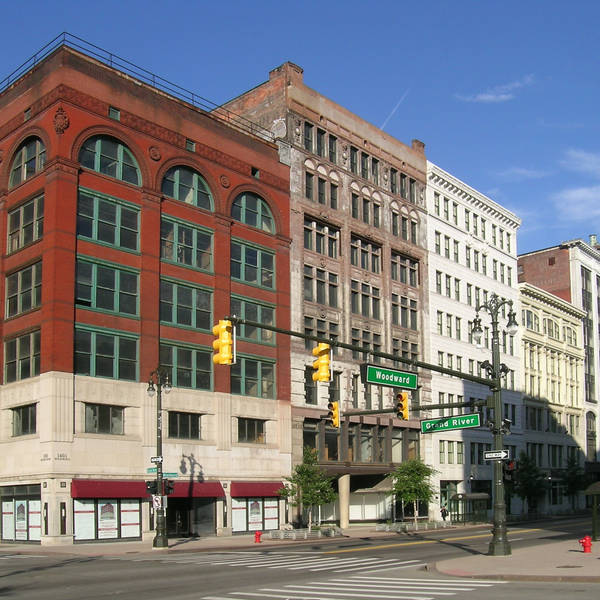 1401–1449 Woodward Avenue in Detroit, Michigan showing contributing properties to the Lower Woodward Avenue Historic District. By Andrew Jameson (Own work) via Wikimedia Commons.